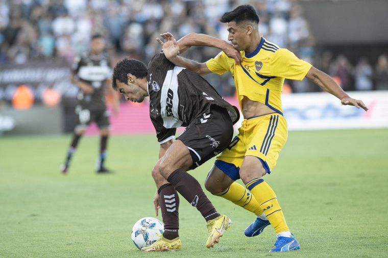 En un debut con sabor a poco Boca igualó sin goles ante Platense