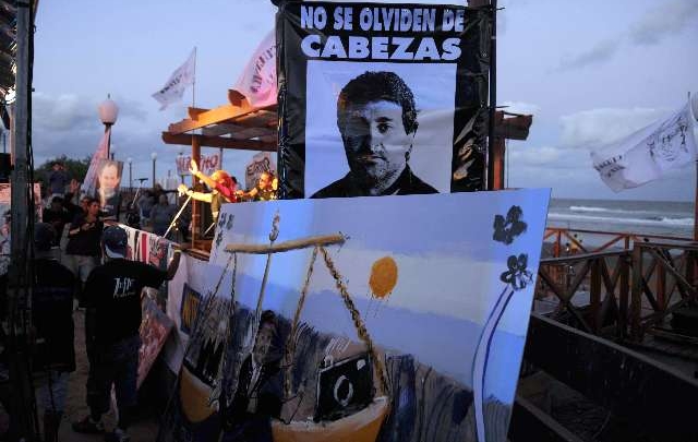 Acto para conmemorar la trágica muerte de José Luis Cabezas - Cadena 3