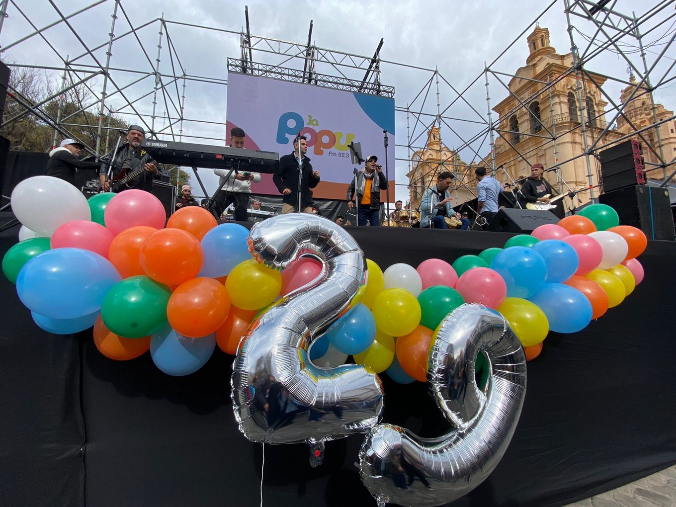 FOTO: La Barra encendió la Plaza San Martín con sus clásicos infaltables 