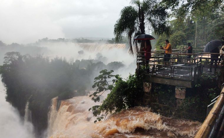 FOTO: El Parque Nacional Iguazú reabre tras la histórica crecida.