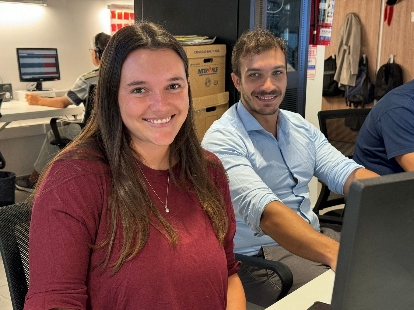 FOTO: Rocío Bianchi y Sebastián López, becarios del Conicet y profesores de la UNC.