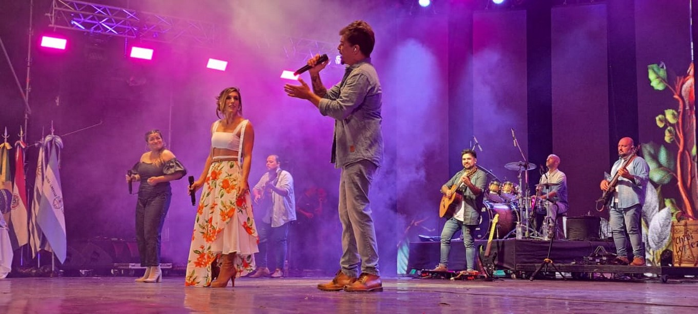 FOTO: Soledad tuvo una presentación memorable en Corrientes