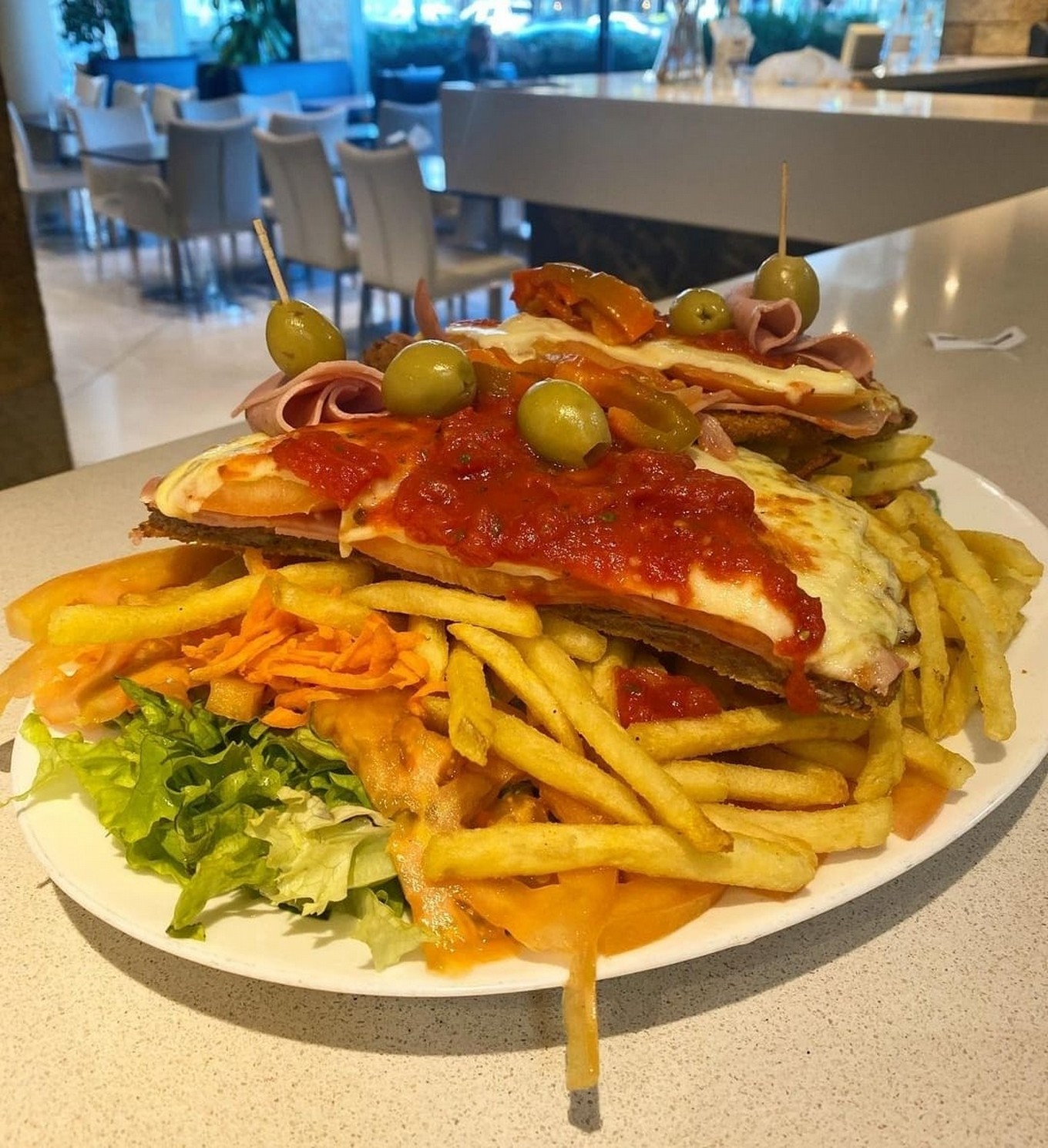 FOTO: Cuánto cuesta comer en Montevideo