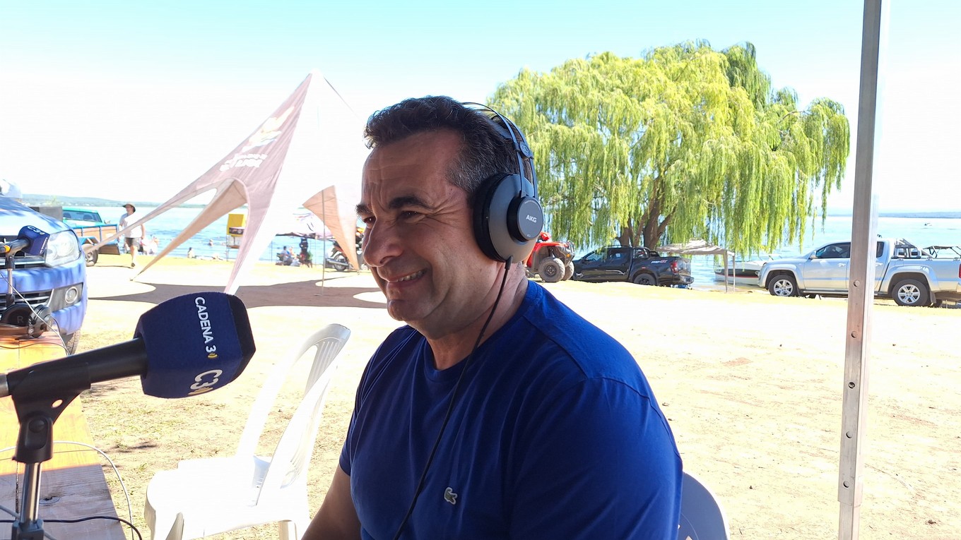 FOTO: Viva la Radio transmite desde Villa Rumipal.