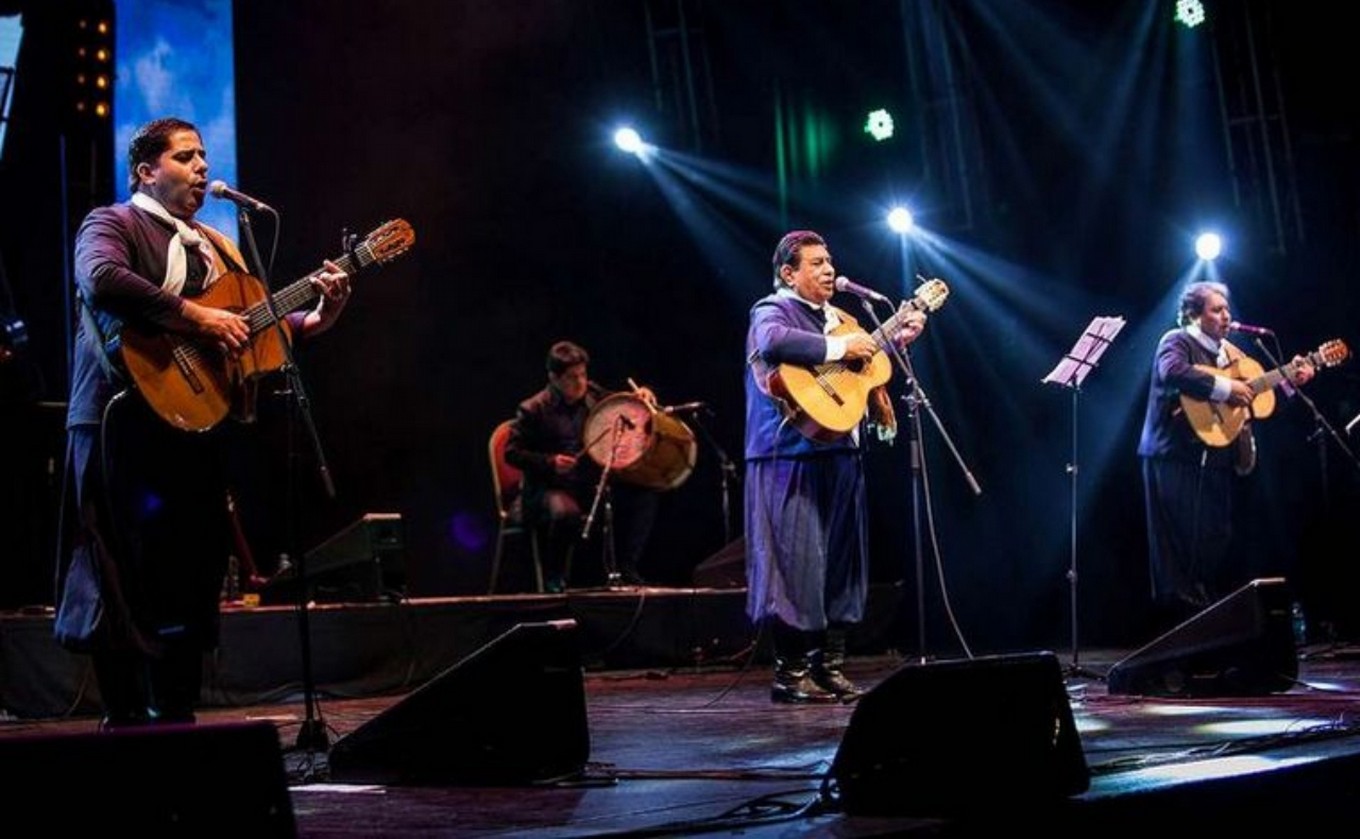 FOTO: Todo el color del Festival de Jesús María este jueves. (Daniel Cáceres/Cadena 3)