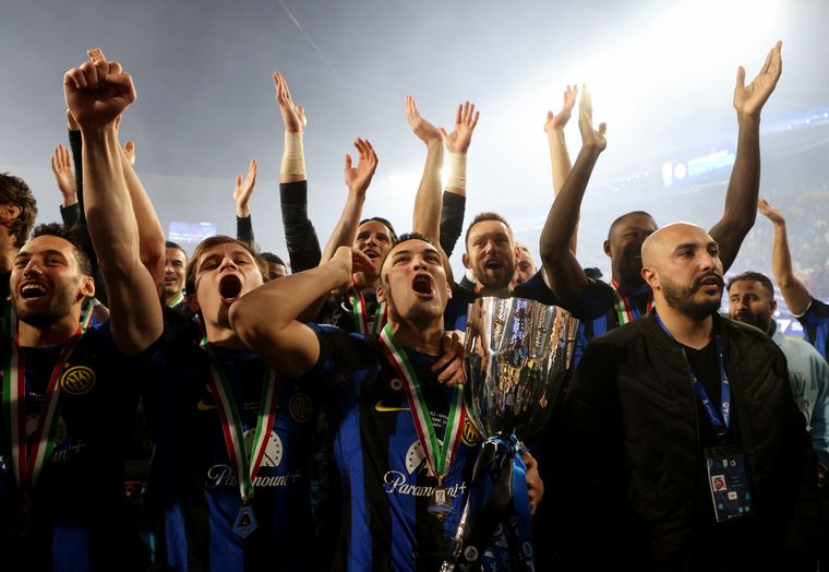 Lautaro Martínez le dio la Supercopa de Italia a Inter