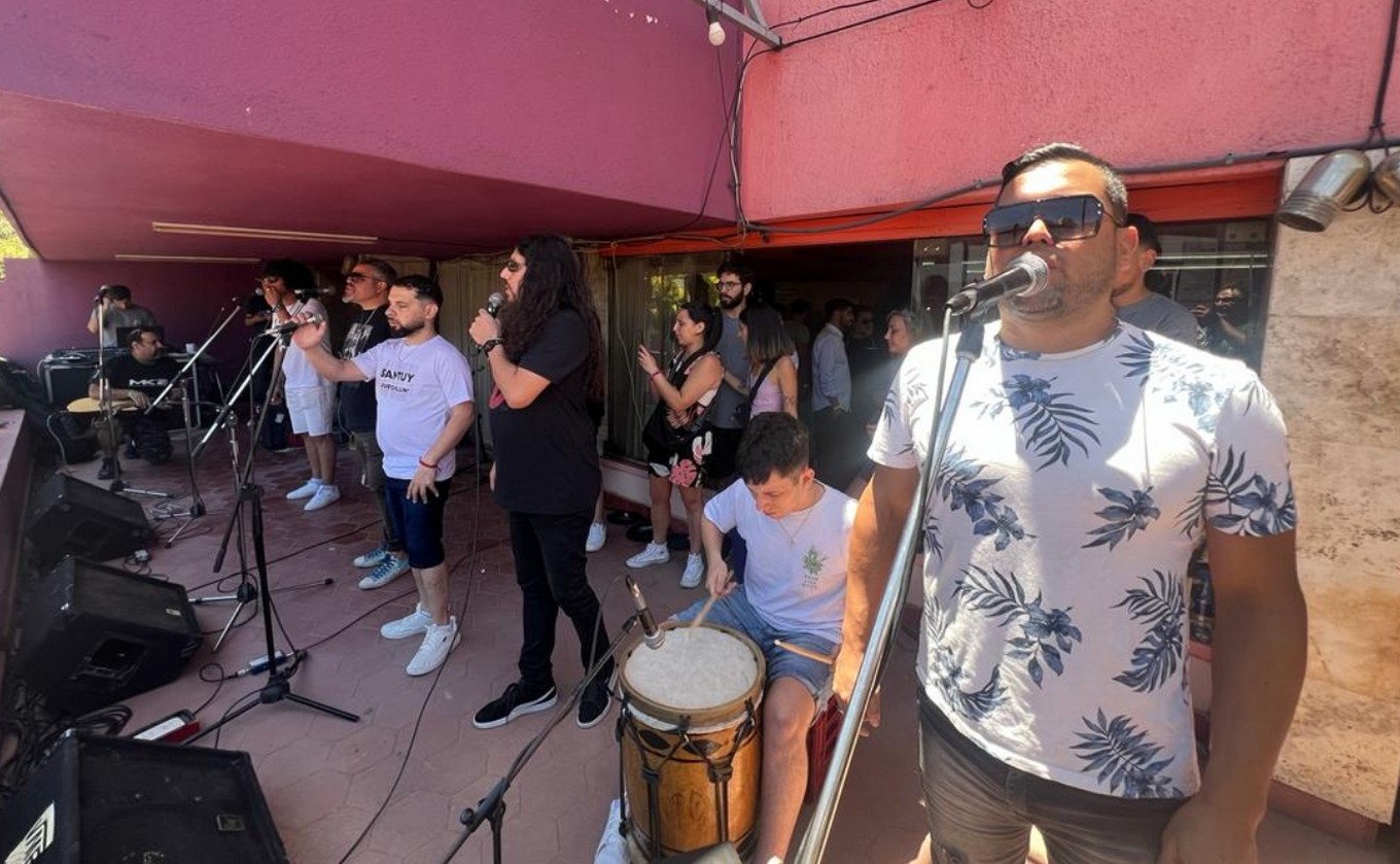 FOTO: Sergio Galleguillo en la peña de la Munich en Cosquín