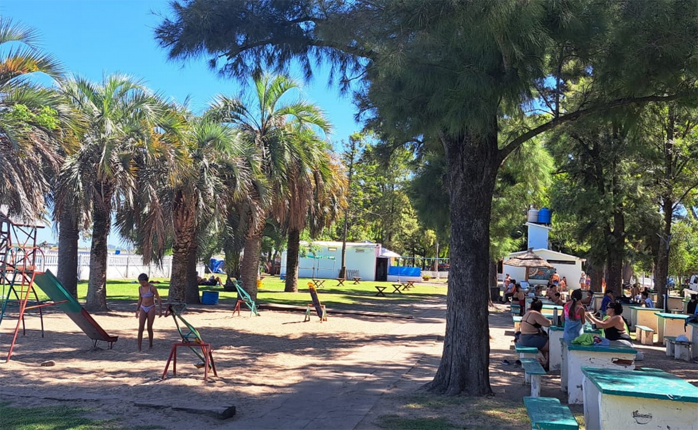 FOTO: Teodelina: chapuzones, diversión y descanso al aire libre en el sur santafesino.