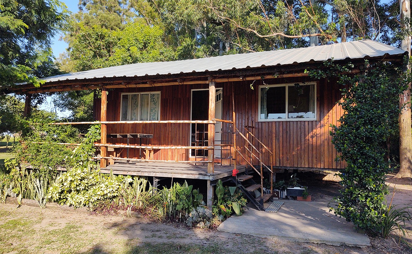 FOTO: Cabañas del Jaaukanigás: un refugio familiar en los humedales santafesinos.