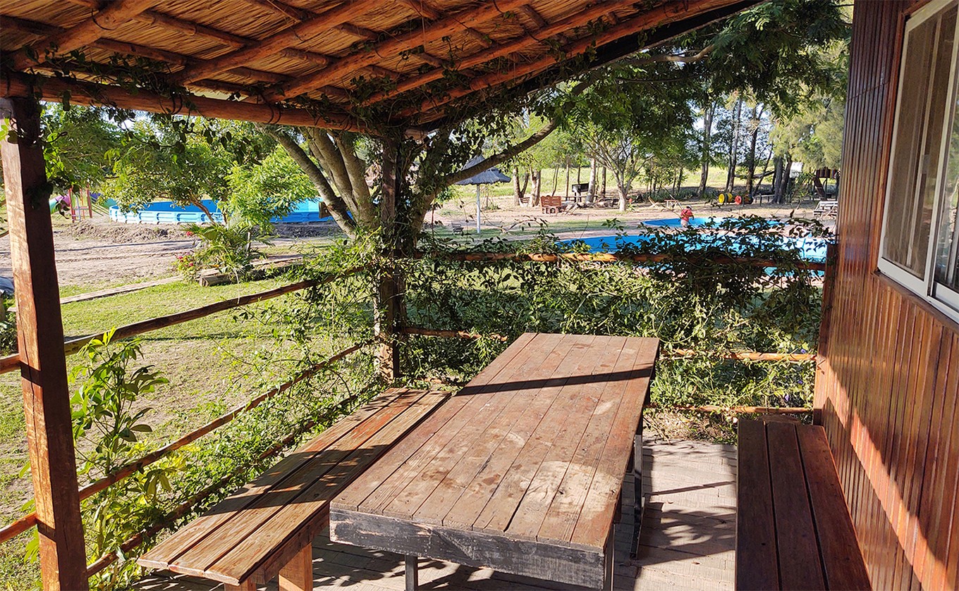 FOTO: Cabañas del Jaaukanigás: un refugio familiar en los humedales santafesinos.