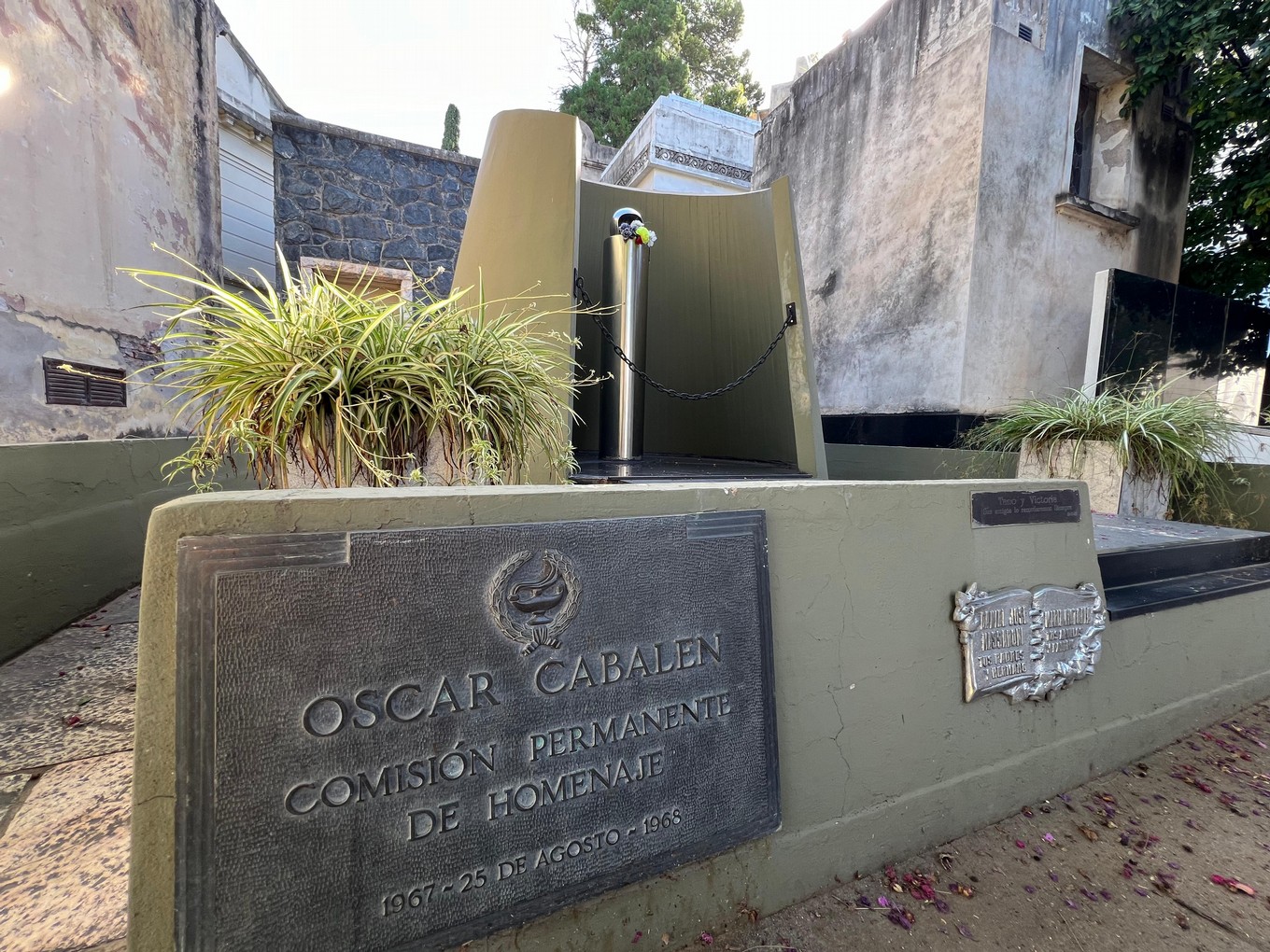 FOTO: Cementerio San Jerónimo, un patrimonio para recorrer lleno de historias
