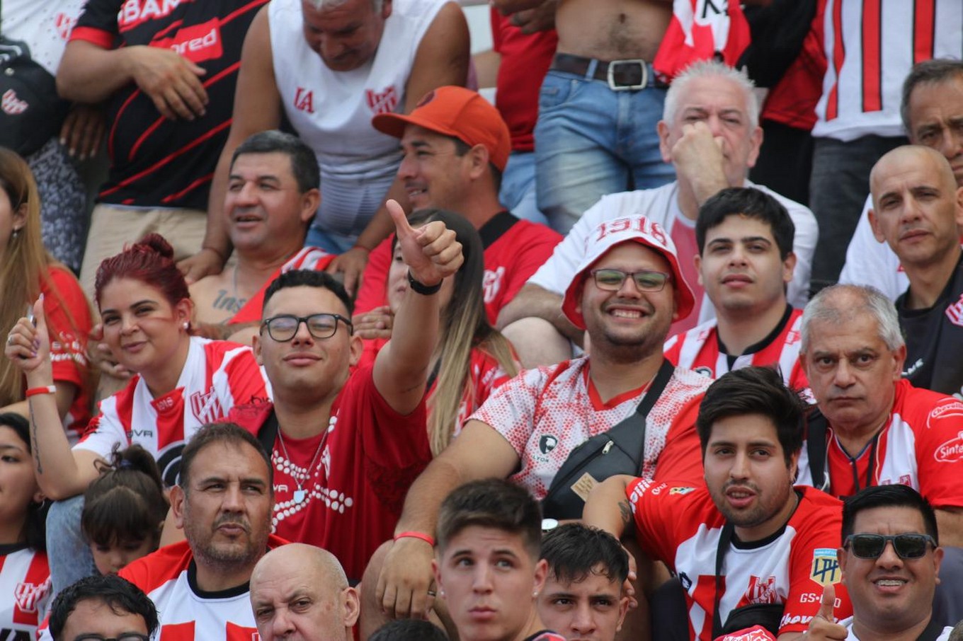 FOTO: Los hinchas de Instituto coparon las tribunas del Monumental de Alta Córdoba.
