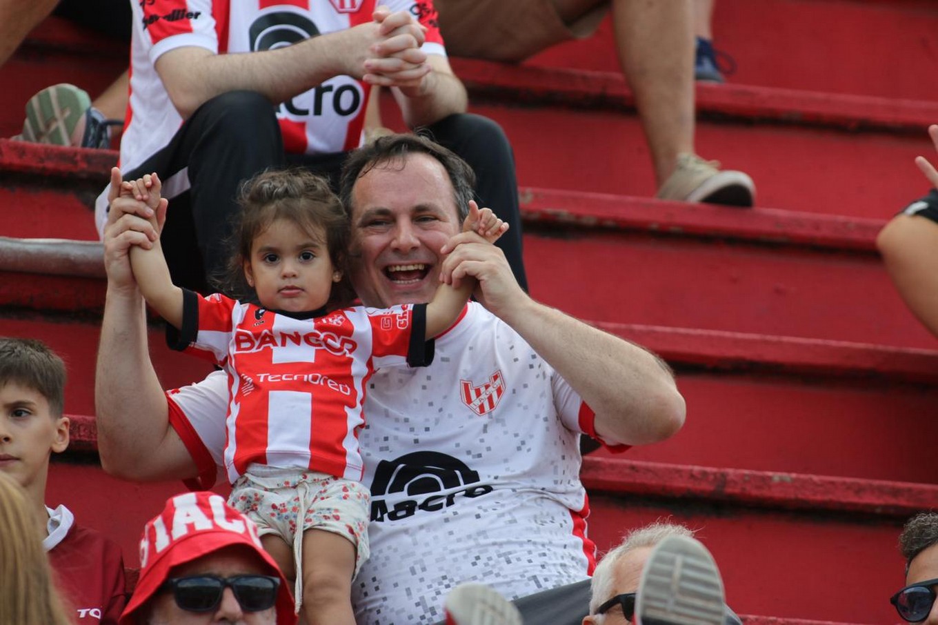 FOTO: Los hinchas de Instituto coparon las tribunas del Monumental de Alta Córdoba.