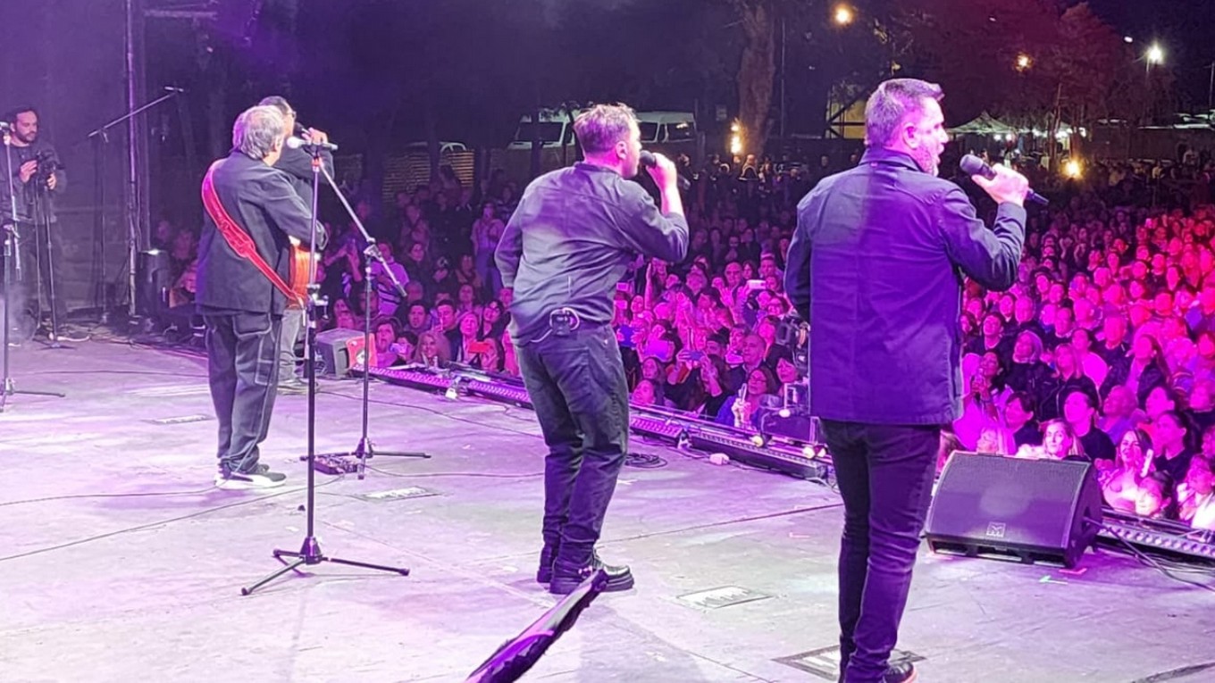 FOTO: Inolvidable reencuentro de Jorge Rojas con Los Nocheros