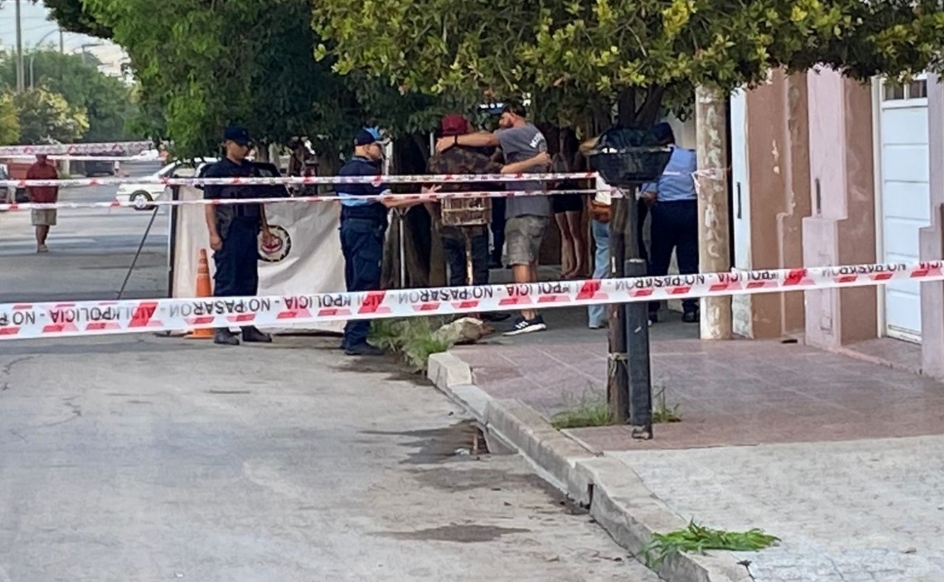 FOTO: Conmoción en Yofre Norte por el crimen.