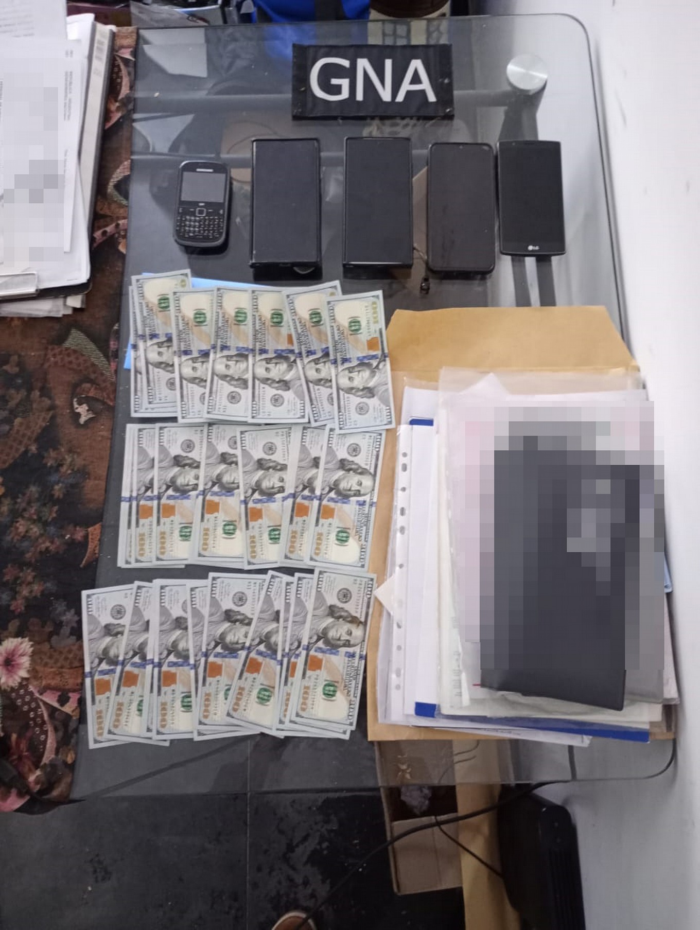 FOTO: Secuestraron más de 860 kilos de cocaína camuflados en un cargamento de zapallos.