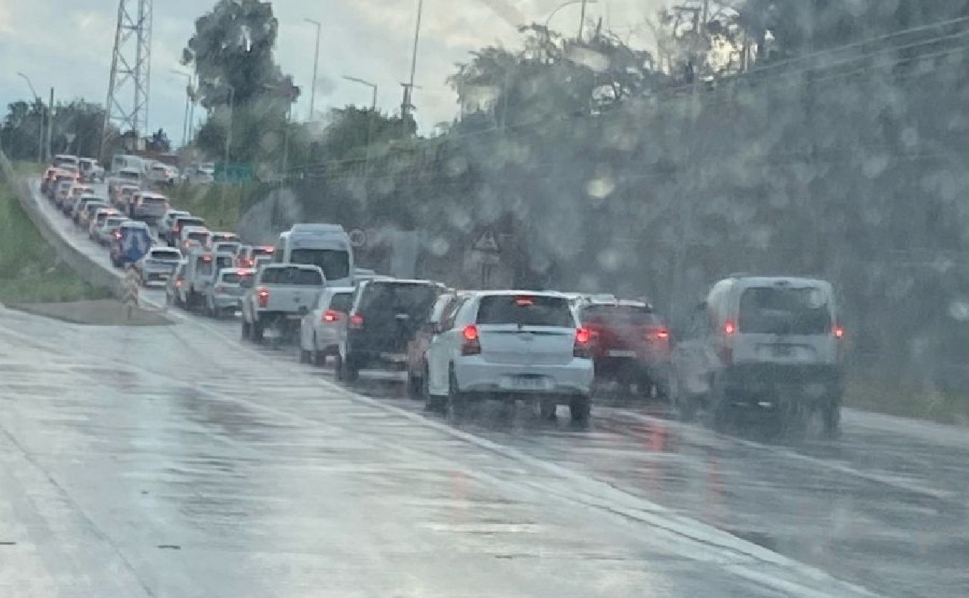 FOTO: El paso de la tormenta en Córdoba. (Foto: Celeste Benecchi/Cadena 3)