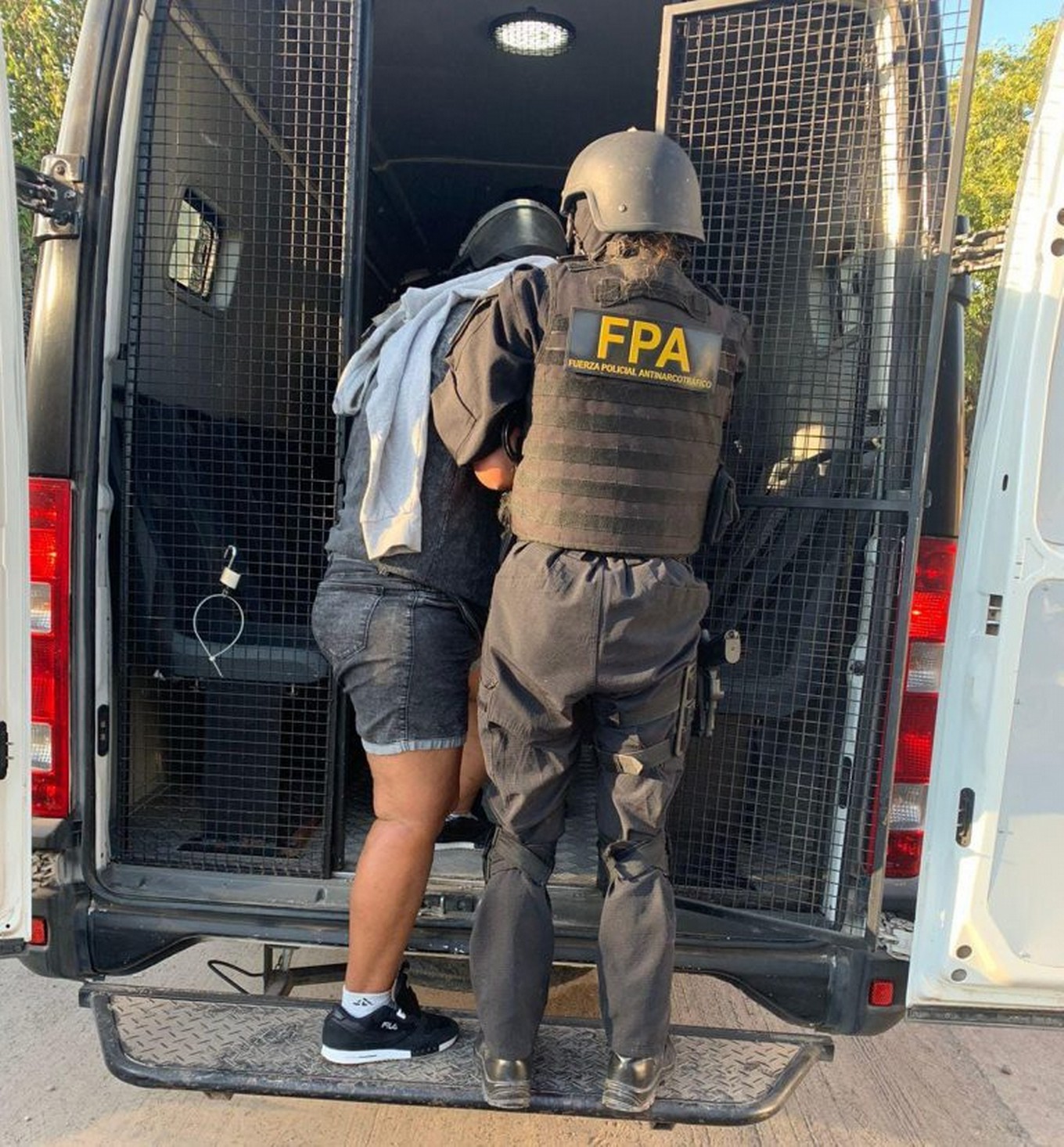 FOTO: Operativo antidroga contra una banda narco peruana-cordobesa. (FPA)