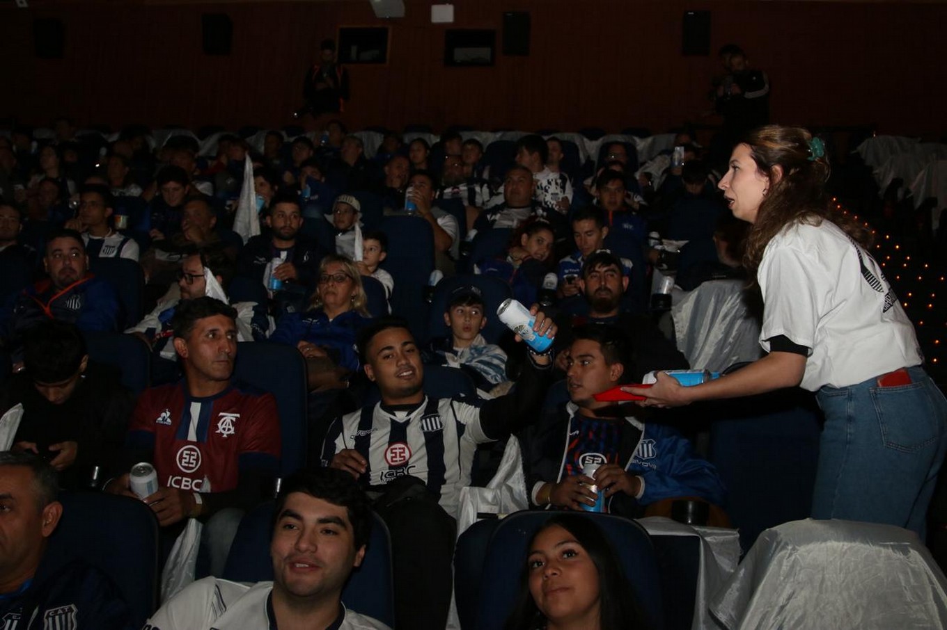 FOTO: Cadena 3, Cines Dino y Talleres llevan adelante “Libertadores de Película”