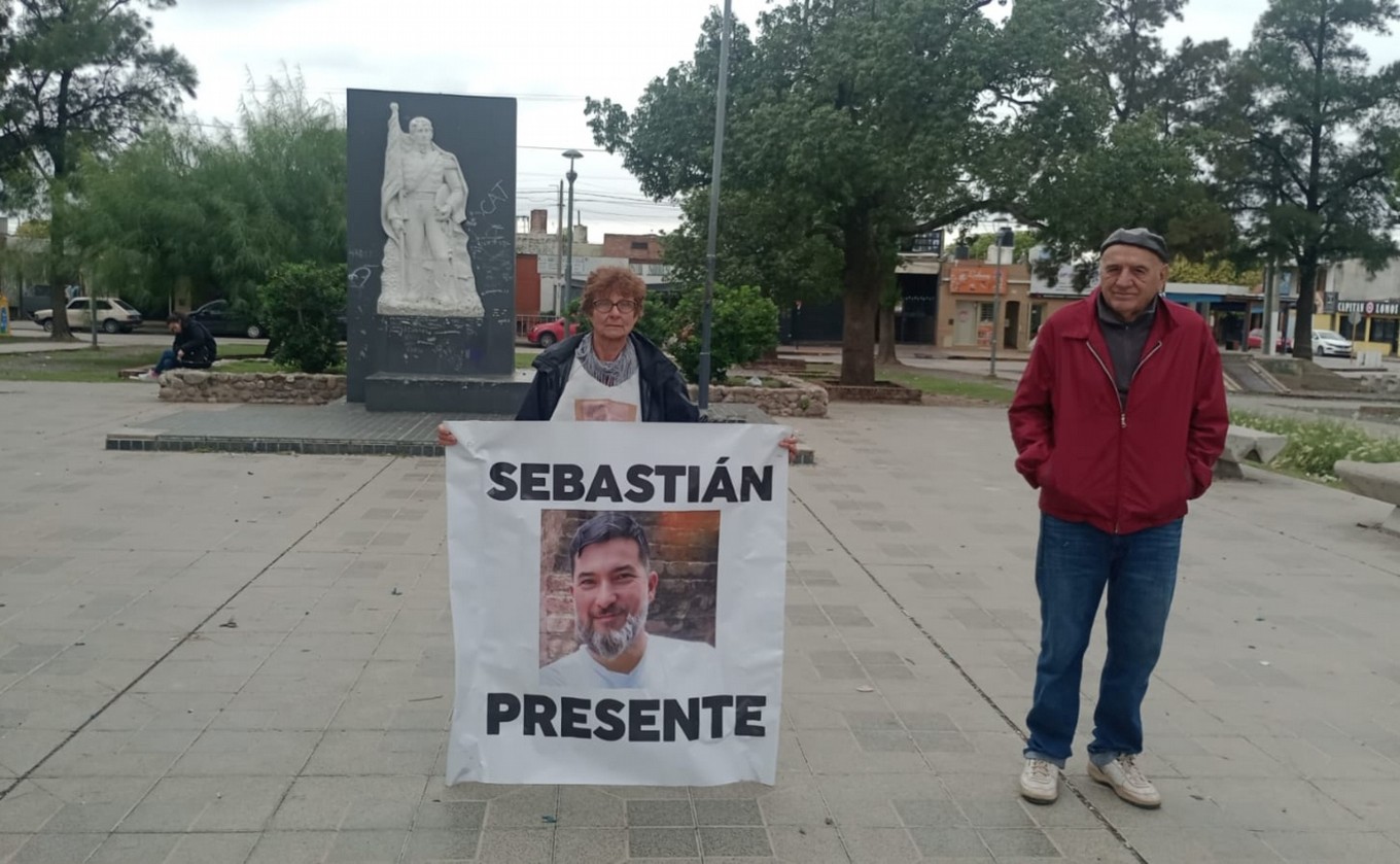 FOTO: Movilización en Yofre: reclaman seguridad y justicia por Sebastián Villarreal.