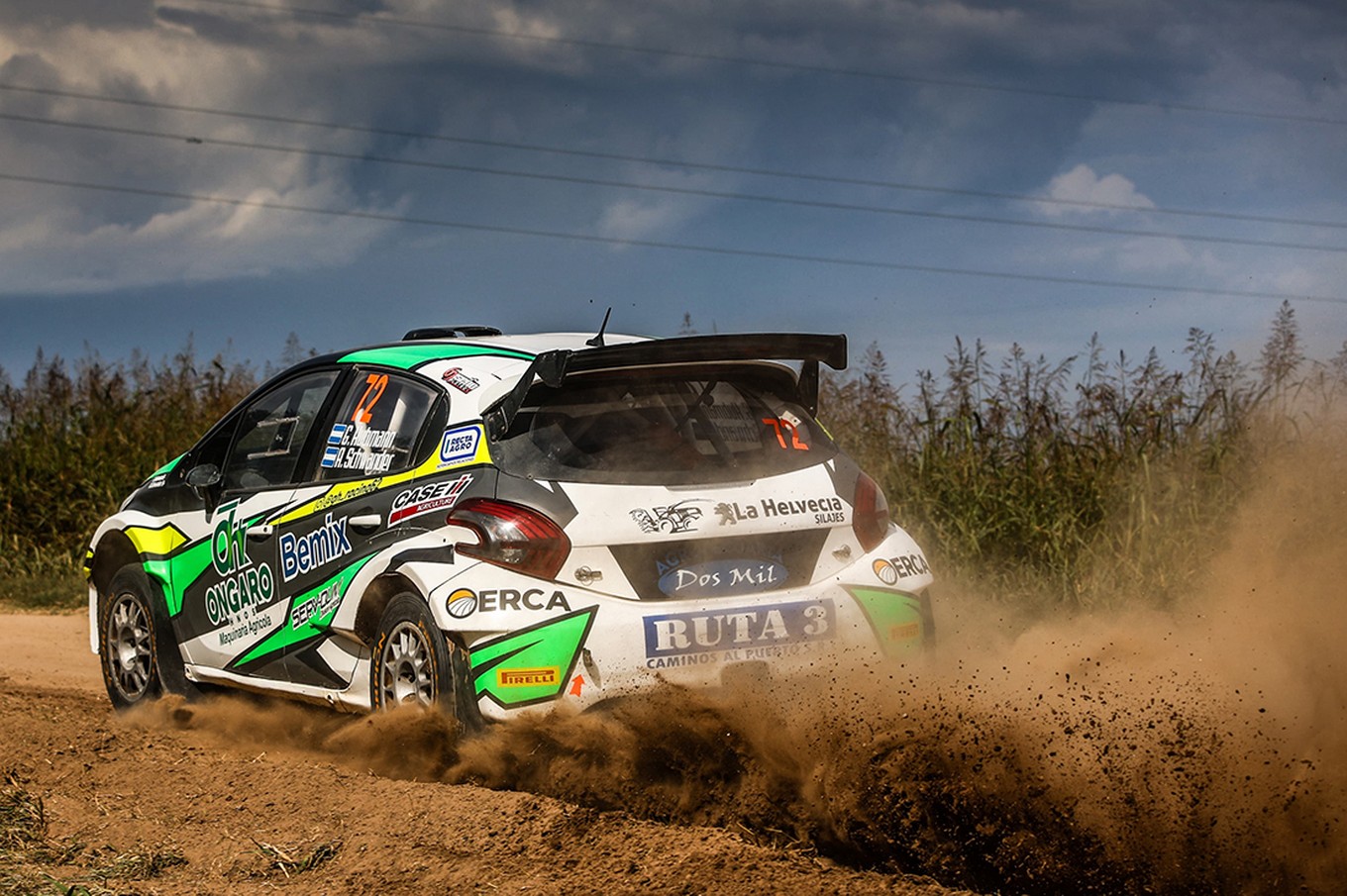 FOTO: Hernán Echeverría (Polo) ganador en Maxi Rally