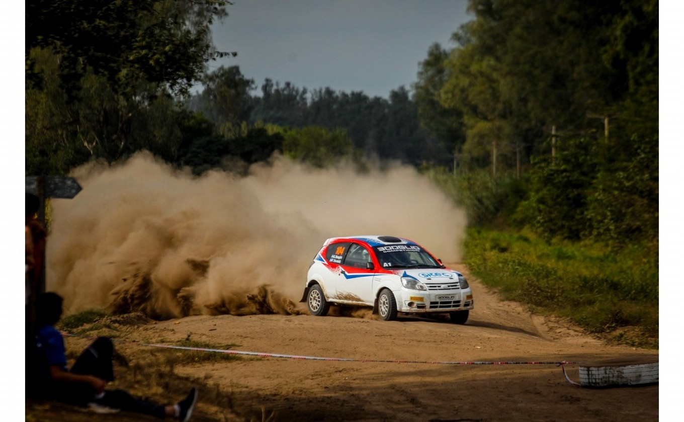 FOTO: Otro doblete: el riocuartense Herrera se escapa en RC5