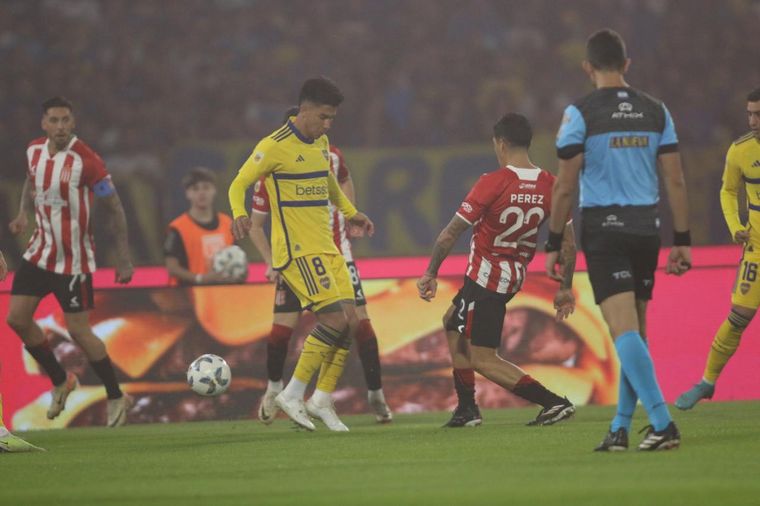 FOTO: Estudiantes eliminó a Boca y es finalista de la Copa de la Liga