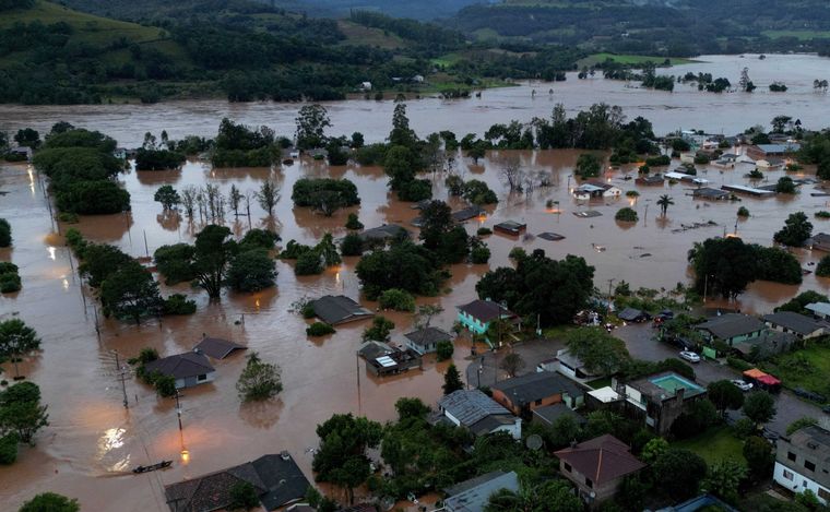 Trágicas Inundaciones En El Sur De Brasil: Suben A 29 Los Muertos ...