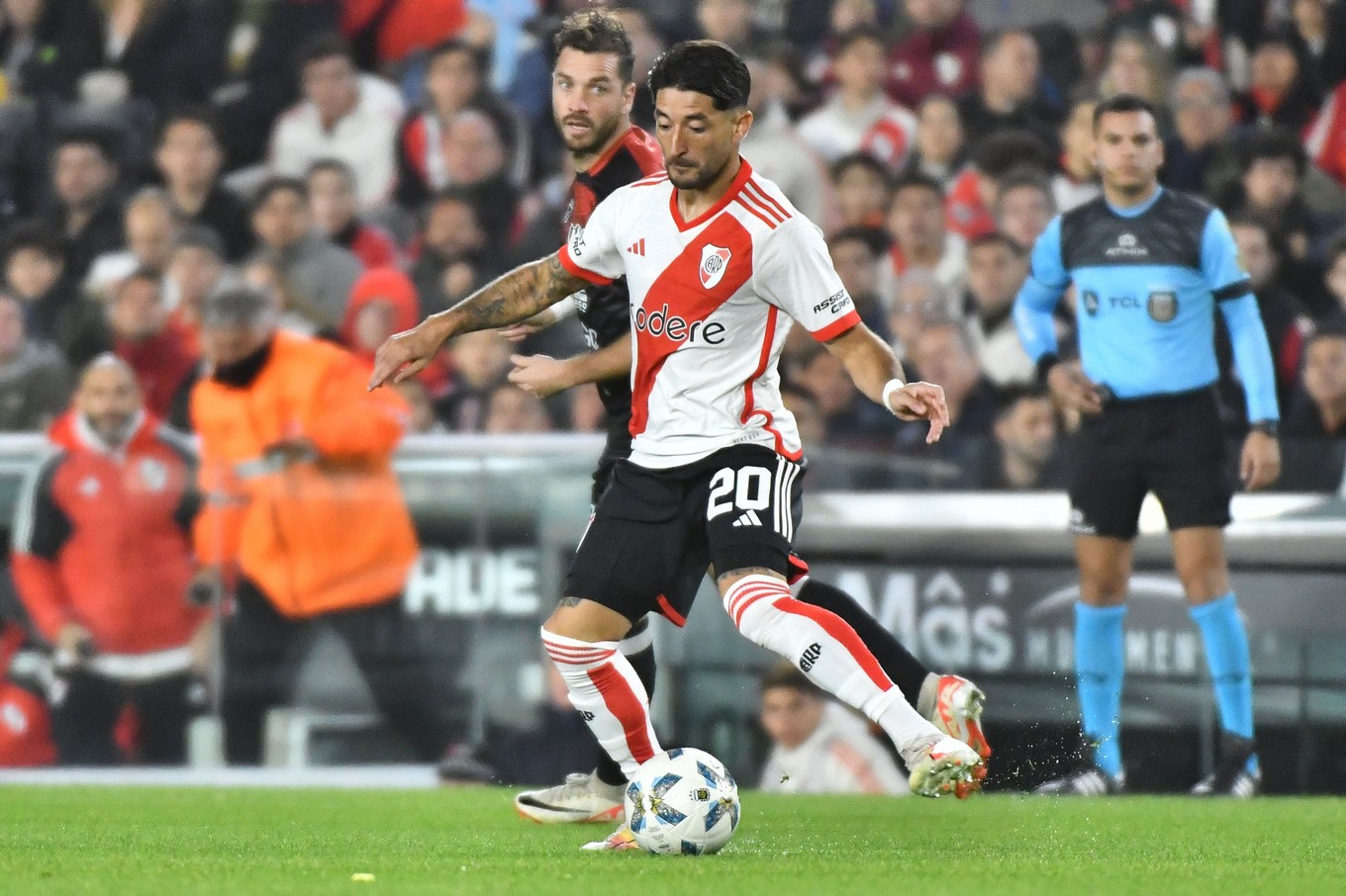 FOTO: Facundo Colidio festeja uno de sus goles ante Central Córdoba. (Foto: River)
