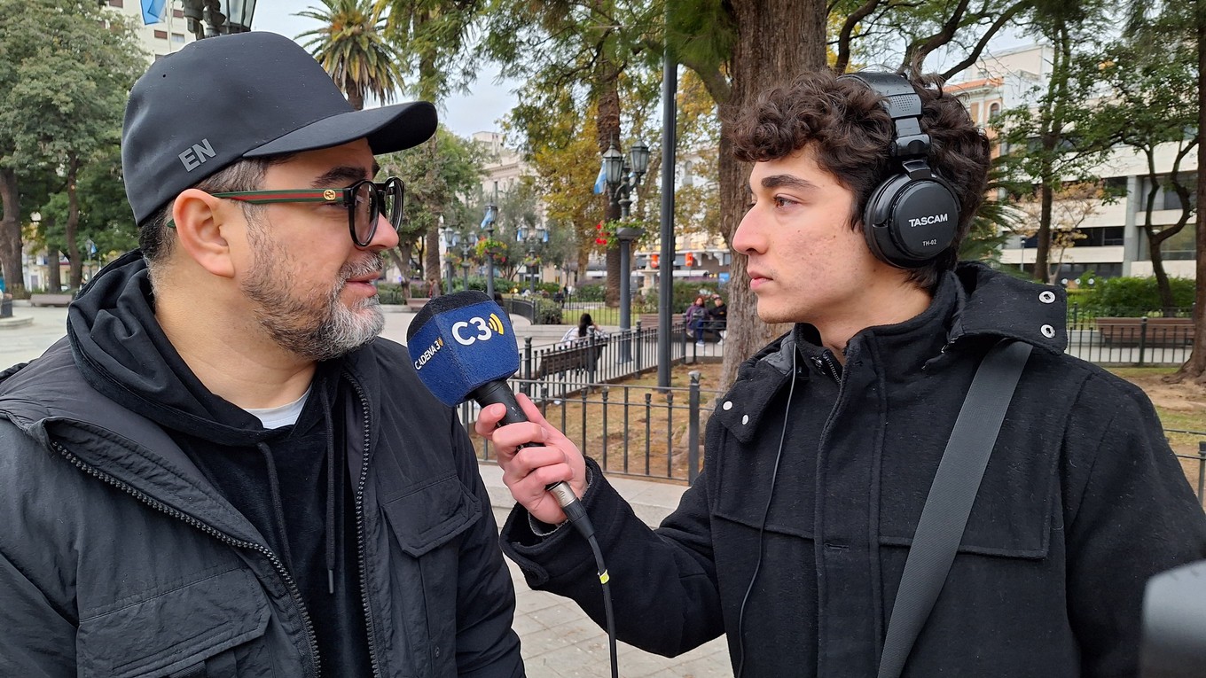 FOTO: Los personajes de la Granja de Zenón, en la Plaza San Martín