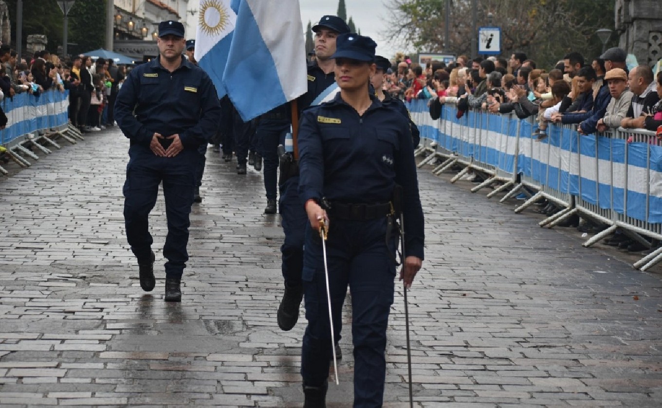 FOTO: Marilyn Martínez es oficial de la Policía y jugadora de fútbol. (Foto: gentileza)