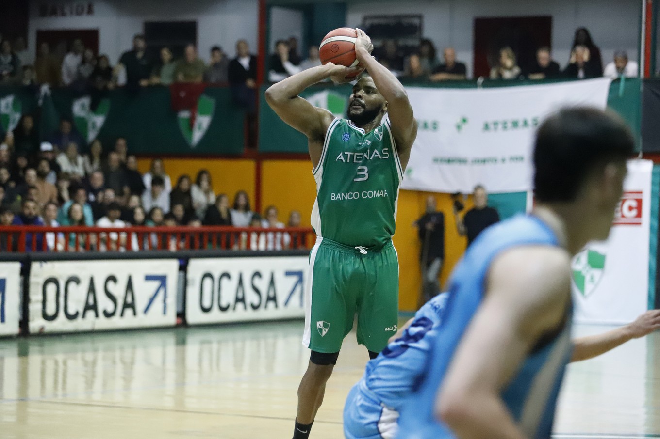 FOTO: Atenas se hizo fuerte en el Cerutti y le ganó a Racing. (Foto: Germán Ruiz/Atenas)