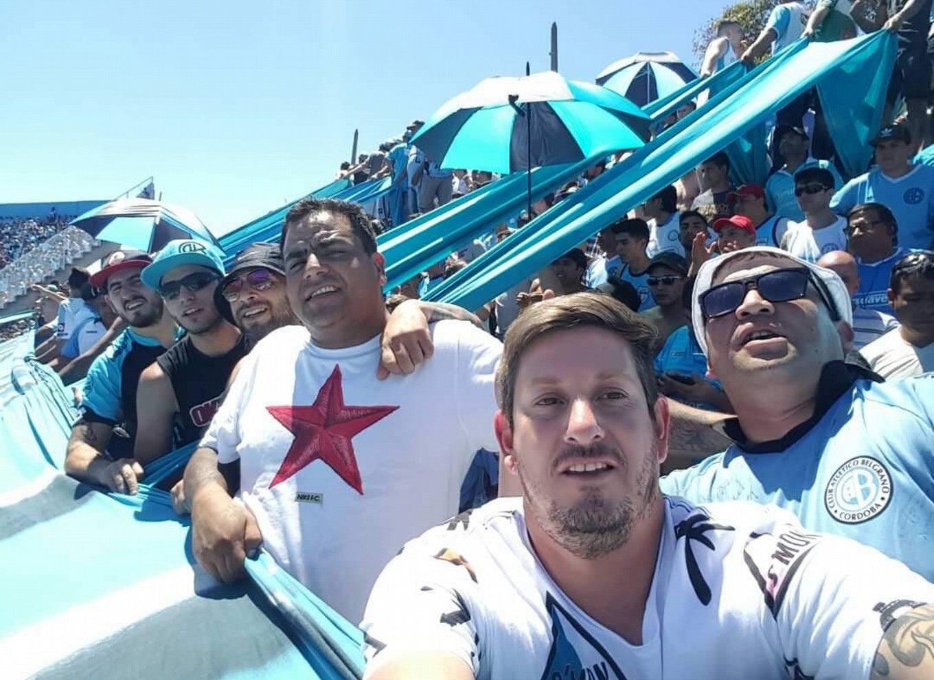 FOTO: Posteos de Christian 