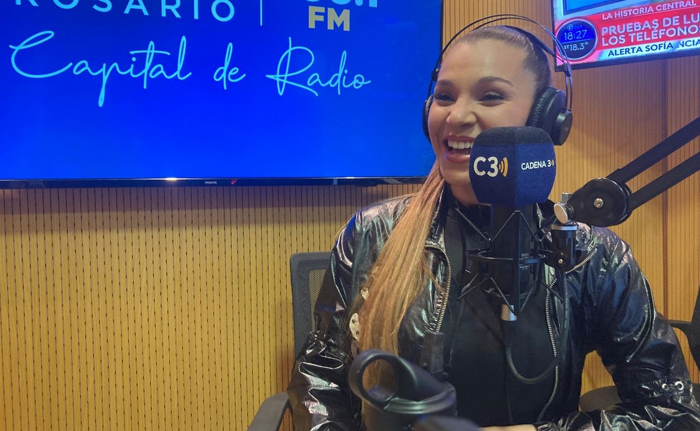 AUDIO: Azul Saita, cumbia santafesina y talento juvenil, en Viva la Radio Rosario. 