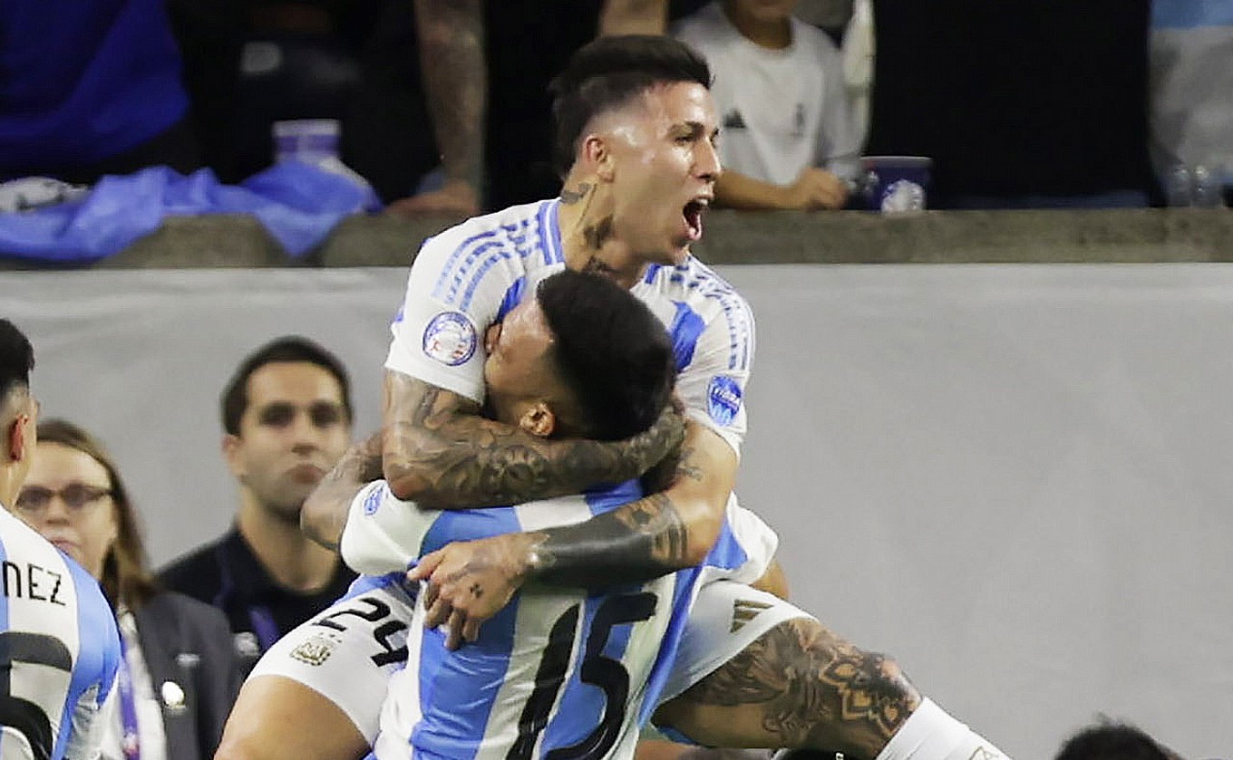 AUDIO: Argentina avanzó a semifinales sólo por 