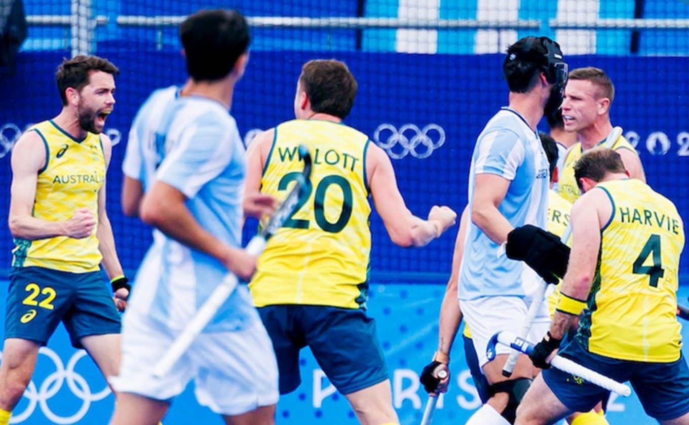 FOTO: Las Leonas vencieron a Estados Unidos en el debut. (Foto:X)