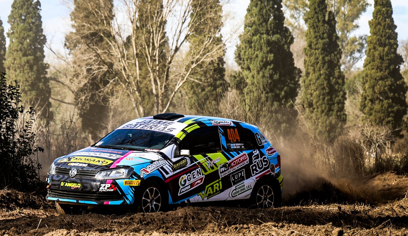 FOTO: Fernando Echeverría/VW Polo, 1° en Maxi Rally