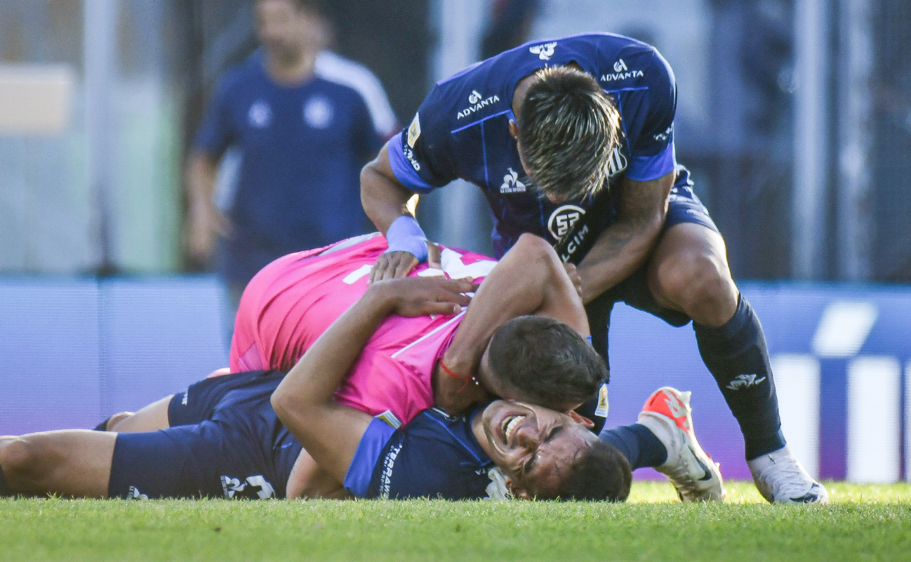 FOTO: Talleres, abrazado a una ilusión histórica (Foto: @CATalleresdecba)