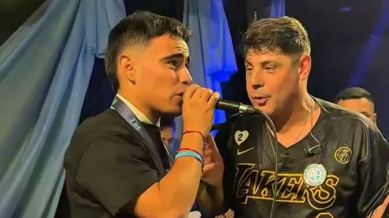 La perlita del cumpleaños del Chino Zelarayán: cantó “La Fuga” junto a Bainotti