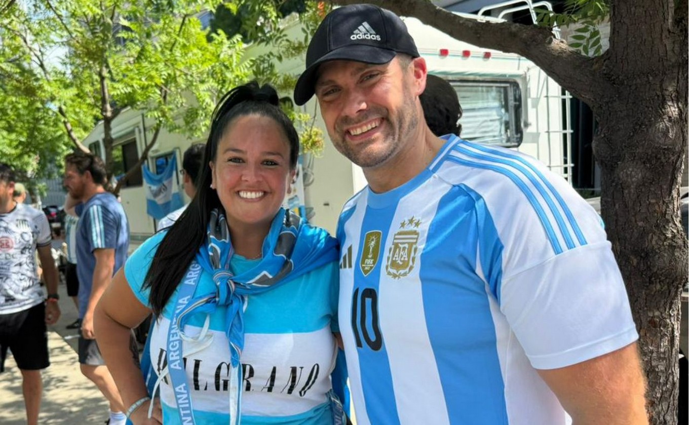 Vive en EE.UU, es cordobesa y su jefe le regaló entradas para el Mundial