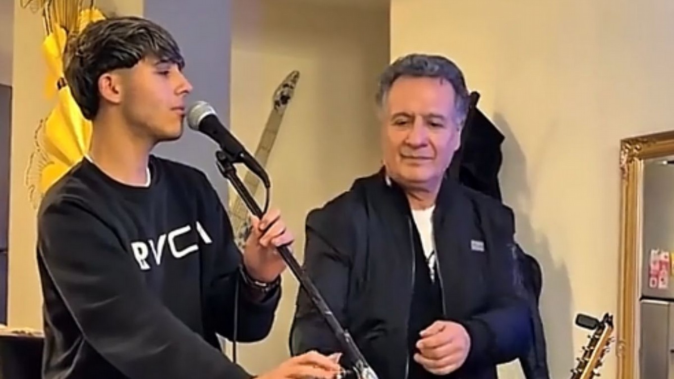 La emoción de Fernando Bladys al escuchar cantar a su nieto