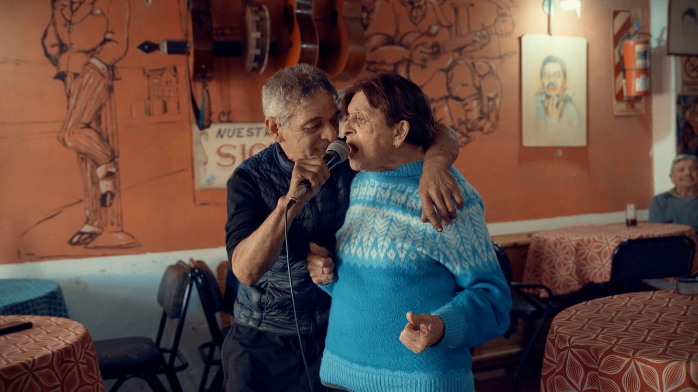 Cómo nació "El Contramano": la historia detrás del viral que convirtió a Rosalía en un ícono popular