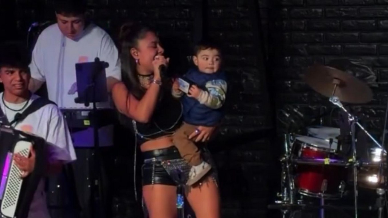 Valentina recibió una visita muy especial en Buenos Aires: “Es igual al padre”