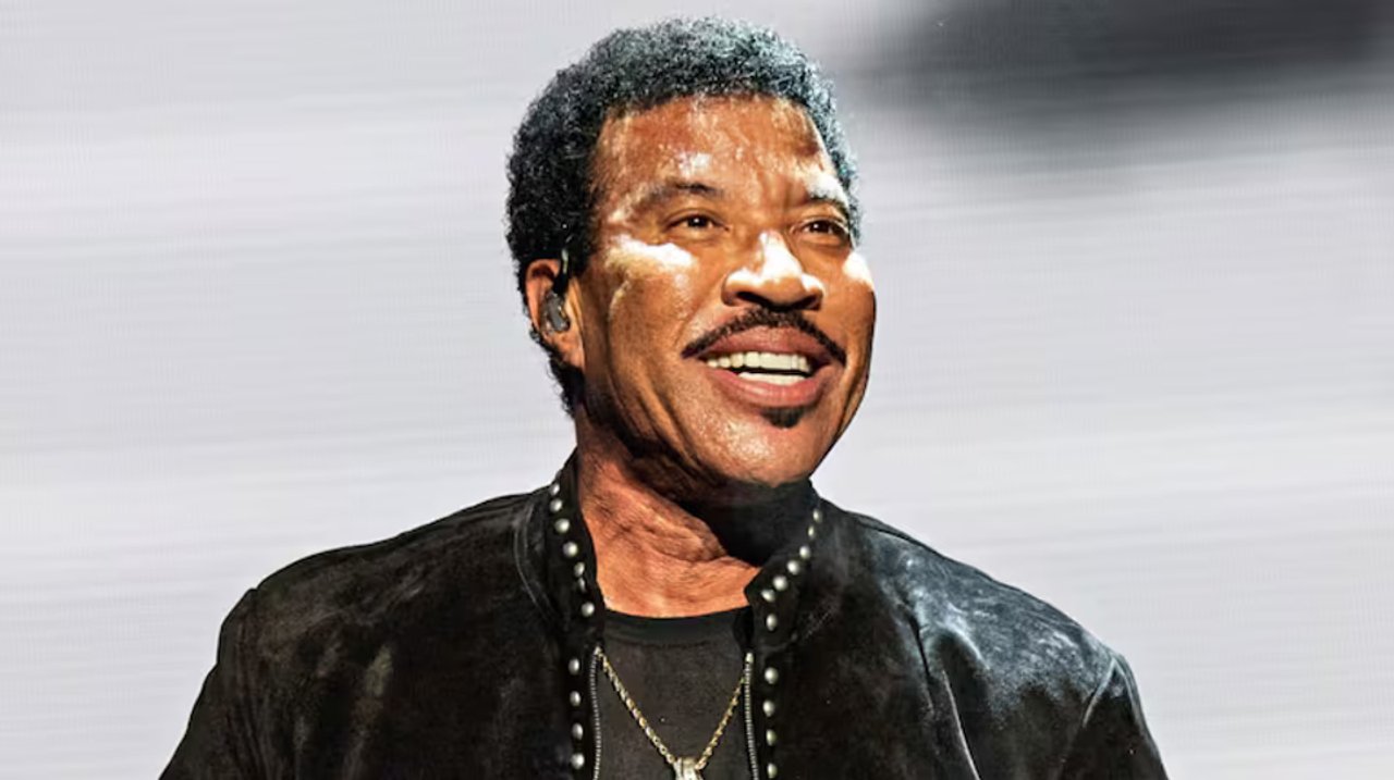 Lionel Richie recibe el alta tras tres días de internación por problemas cardíacos