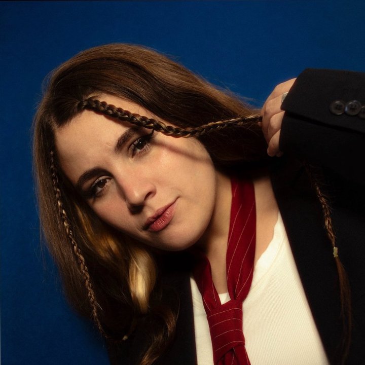 Tizishi deslumbró en Makena con su fusión de rap, R&B, pop y soul ante un público entusiasta
