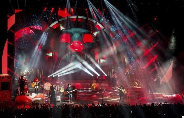 FOTO: Una noche de canciones nuevas pero también de hits.