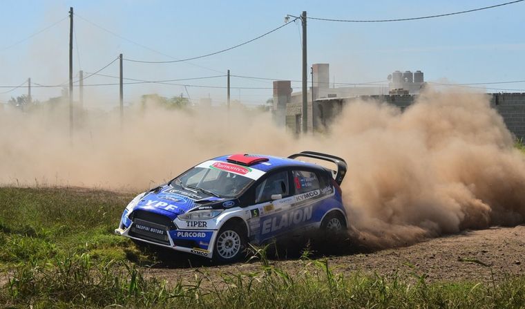 Federico Villagra con Ford Fiesta lidera el Rally de ...