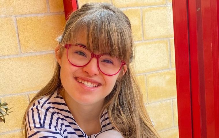 "Yo lo puedo todo", la niña española que rompe barreras - Diversidad - Vimarsana News