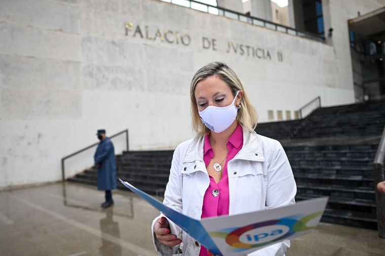 FOTO: La Municipalidad denunció a la empresa que rompió el caño