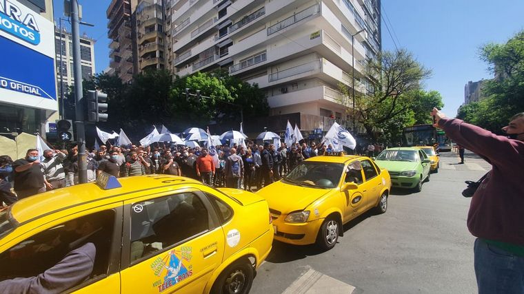 AUDIO: La CGT se movilizó en Córdoba con masiva concurrencia